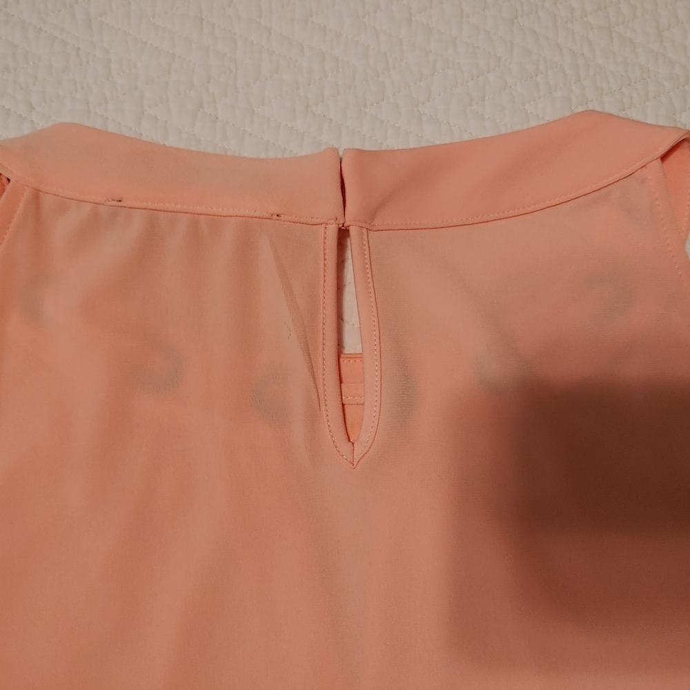 Ladies blouse - Picture 2 of 3